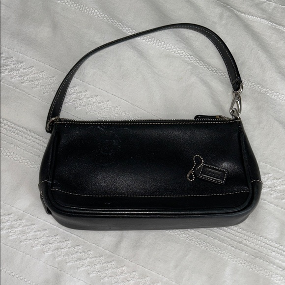 Coach Handbags - Coach Small Black Leather Pochette Vintage Y2K